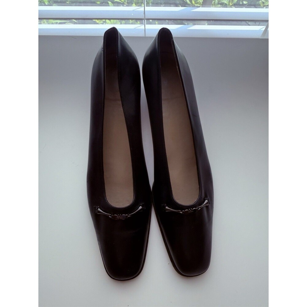 Salvatore Ferragamo Women’s Pumps Size 9.5 Made in Italy AS IS Broken Heel